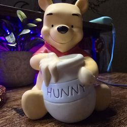 Winnie The Pooh Honey Pot 4.5" Ceramic Disney Classic Figurine