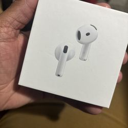 AirPods 4th Gen - Noise Cancellation