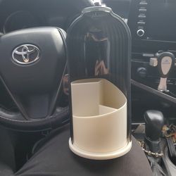 Rotating Makeup Brush Storage 