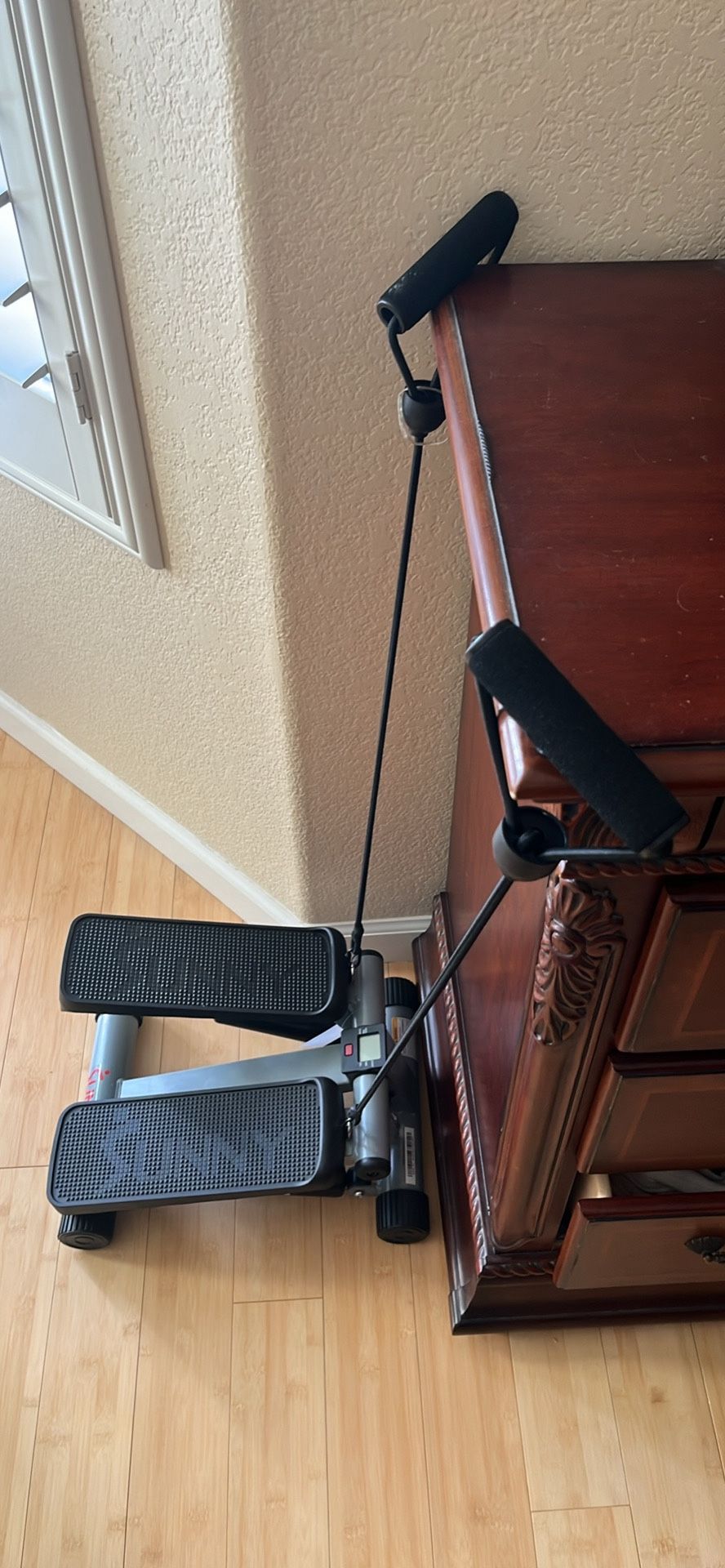 Sunny Health and Fitness Mini Stepper