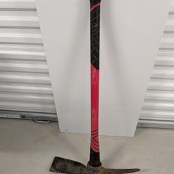 Pry Bar + Pickaxe Set