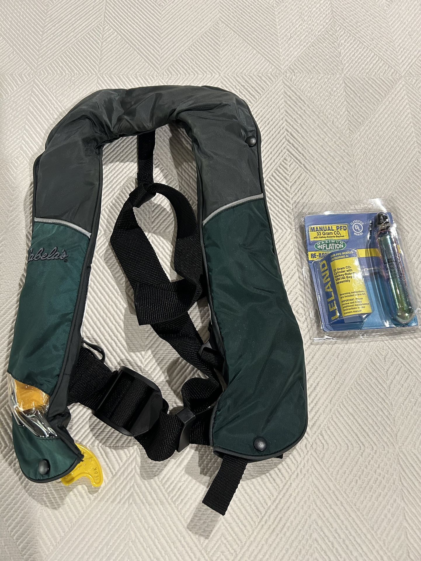 Cabela's 3500 Guardian Series Inflatable Life Preserver (Angler)