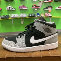 Jordan 1 Mid SE Elephant Print