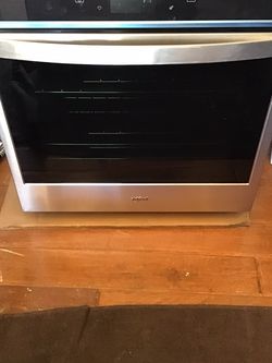 Whirlpool Wall Oven