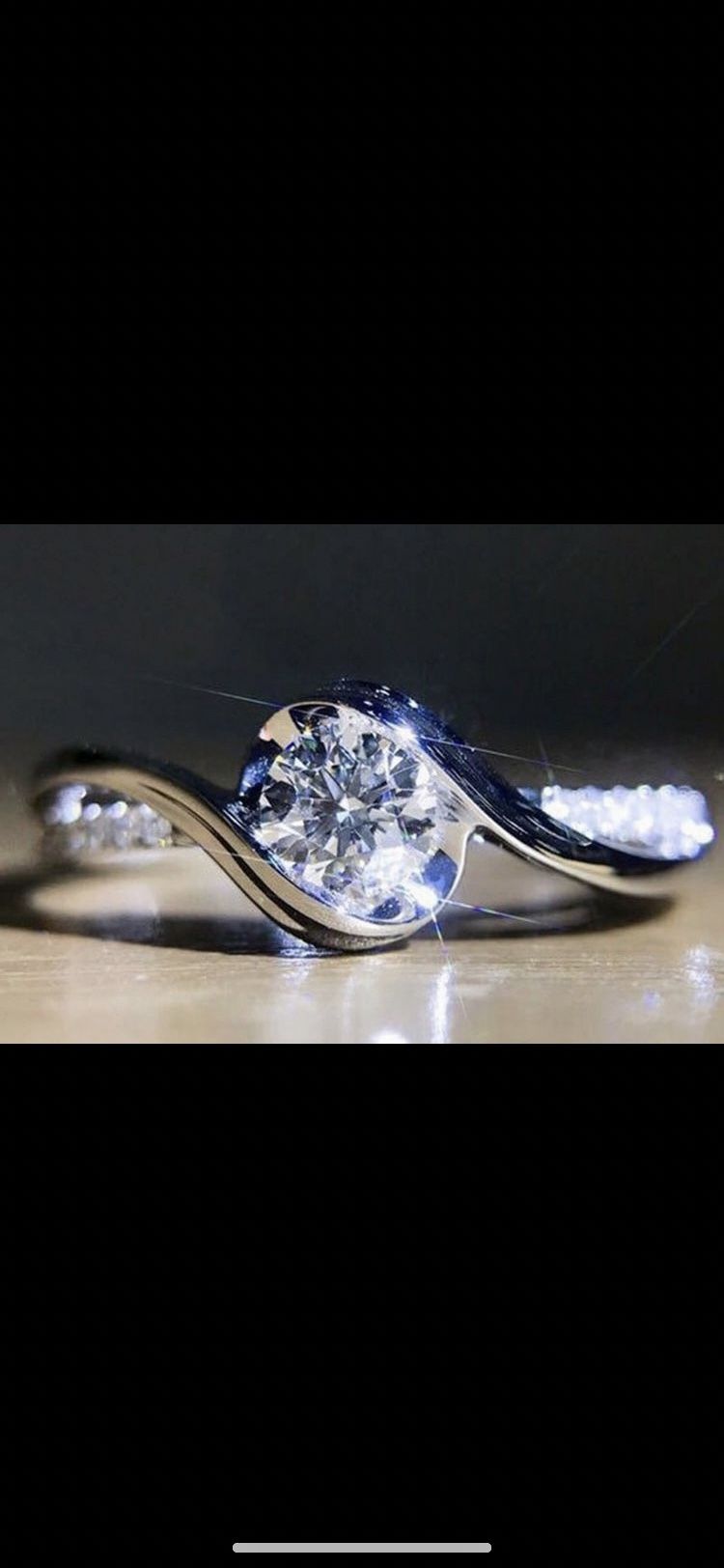Beautiful RoundCut Grade AAA Cubic Zircon Set In 925 Sterling Silver Promise Bridal Ring