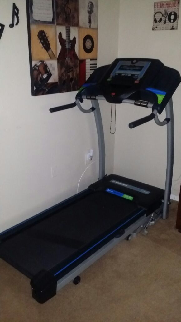 Treadmill for sale Horizon LS780T
