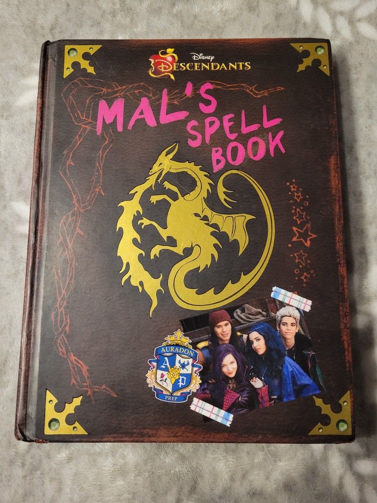 Mal's Spell Book Disney Descenndants