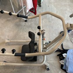 Hydraulic patient stand/lift