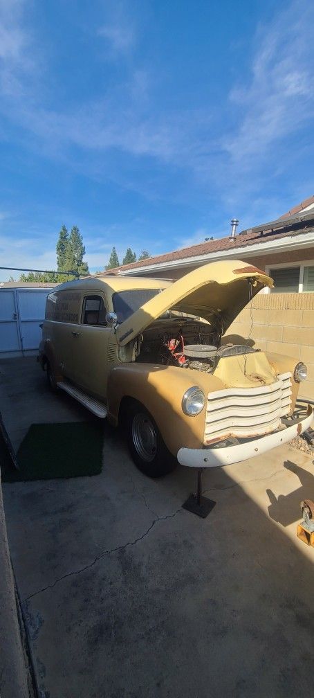 1952 Chevy Pannel Van