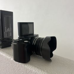 8K Digital Camera - 88MP  64 GB Memory Card , WiFi  Autofocus Vlogging Camera for YouTube with 3" 180° Flip Screen, 18X Zoom - UHD Video Camara