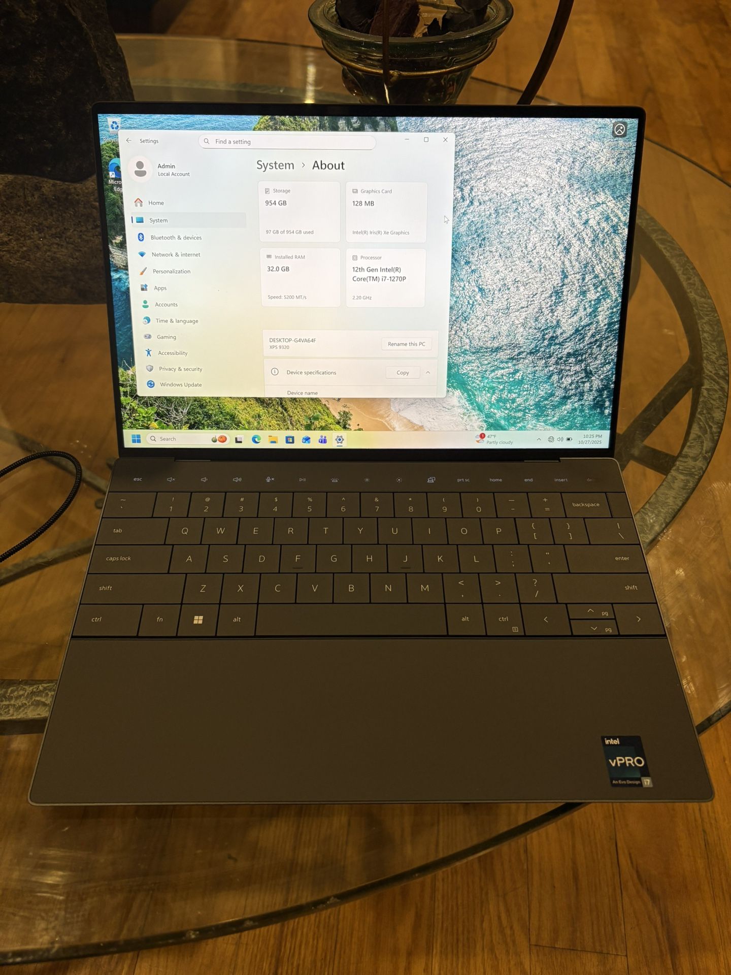 Dell XPS 13 Plus 9320 13.4" - Intel i7-1270P, 32GB RAM, 1TB SSD, Win 11 Pro