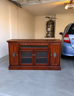 Vintage TV Dresser Console - FREE DELIVERY
