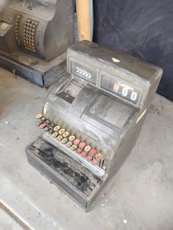 Vintage Cash Register 