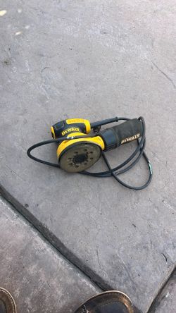 Dewalt DwE6423 corded Random orbit palm sander