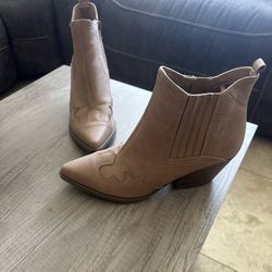 Woman Boots
