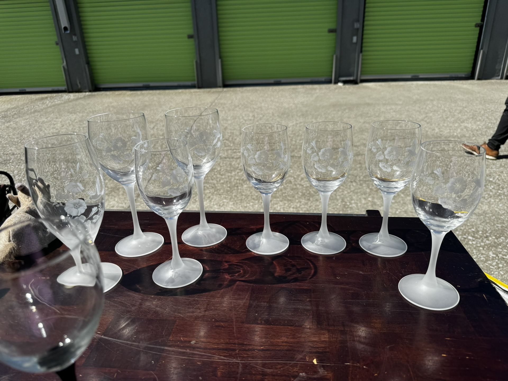 Free Delivery Within A Mile-Vintage Blow Glass Wine Glass Hummingbird Set Collection 