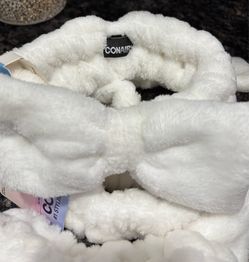 NEW CONAIR WASH & PREP BATH HEADBAND $3 each!!!