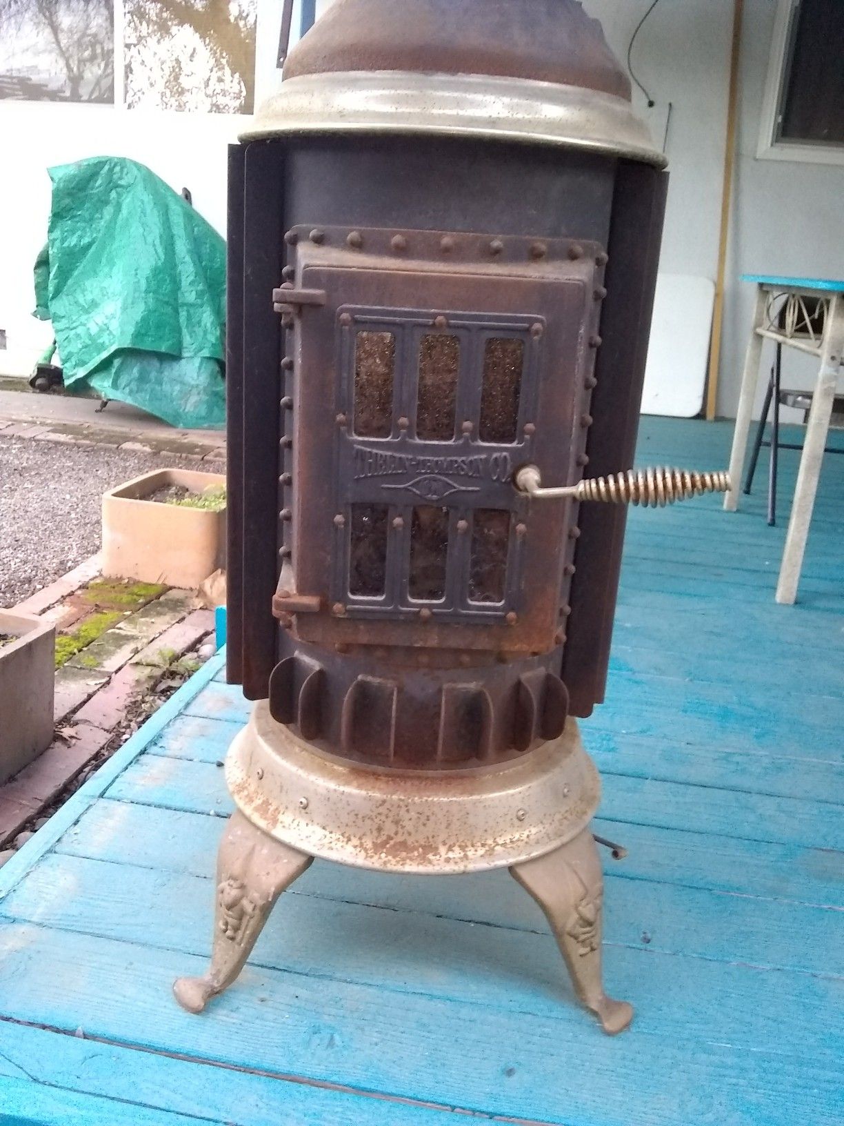 Thelin Thompson antique wood stove for Sale in Visalia, CA - OfferUp