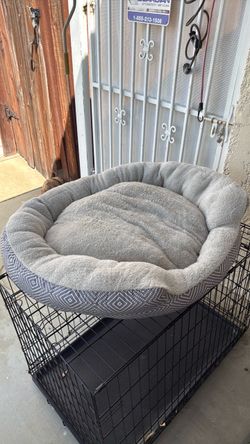 Large animal bed, metal crate, portable carry