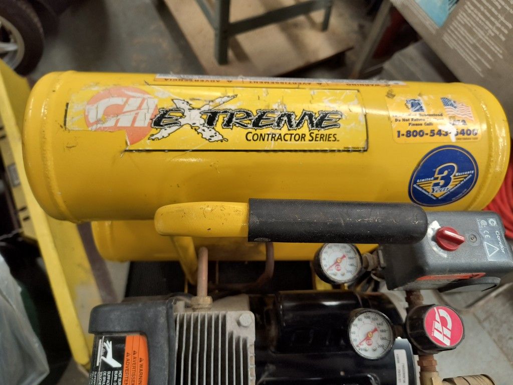 CAMPBELL HAUSFELD AIR COMPRESSOR 4 GAL 3 HP