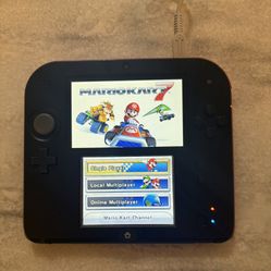 Nintendo 2DS w/ Mario Kart 7