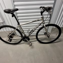 Hybrid Bike with Disk Brakes
