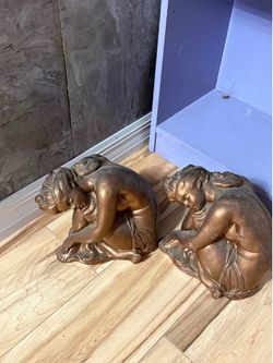 Statue