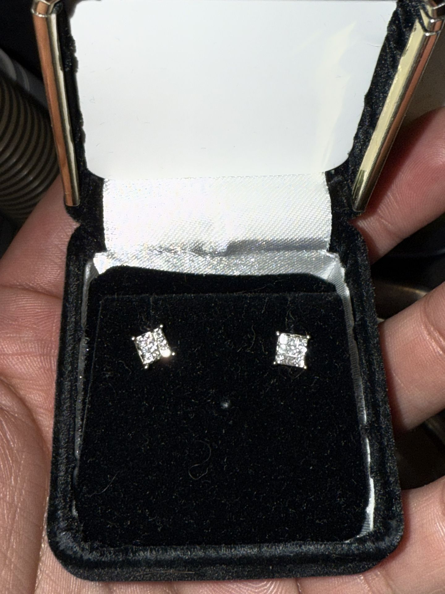 Si Diamond Earrings 