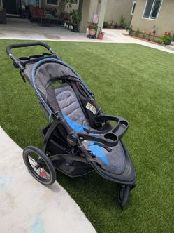 Graco 3-wheel stroller