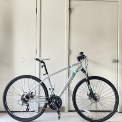 Diamondback Calico Sport Hybrid Bike 