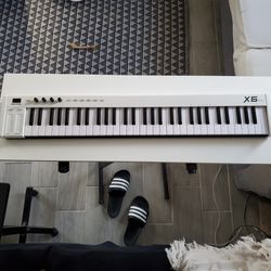 Midiplus X6 Mini Keyboard 61 Keys