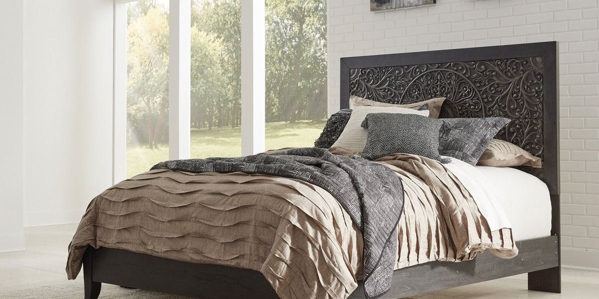 💢ONLY $40 DOWN PAYMENT Paxberry Black Queen Panel Bed

by Ashley Furniture

    

