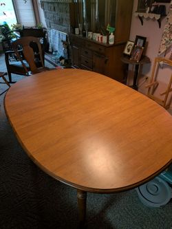 Tell City Dining Room Table Set
