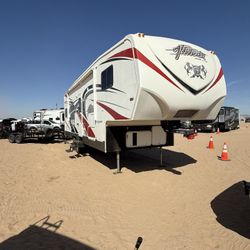 2014 Attitude Widelite F28SAG Toyhauler
