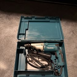 Makita HP2050 3/4" Hammer Drill