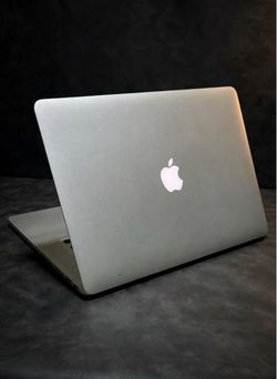 Apple MacBook Pro 15” Retina i7/16GB/500GB SSD $350