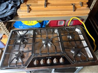Thermador 36” Cooktop