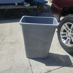 Trash Can Tall