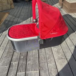 Price Reduced Uppababy Bassinet Red Great Condition $15