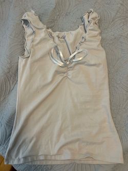 Size extra small  white tank top with ribbon detail