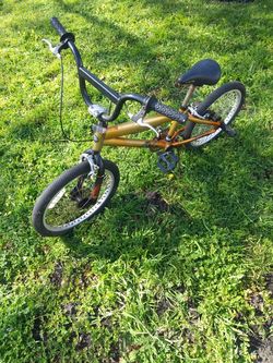 NEXT RAMPAGE BMX BIKE