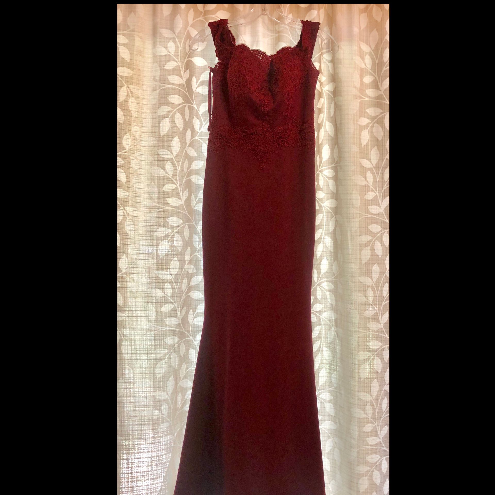 Formal Gown / Prom Dress Size XS- Burgundy