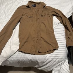 American Eagle Men’s Extra Small Brown Button Down Shirt