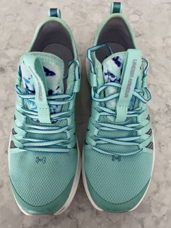 Kids Size 3 Under Armour Sneakers