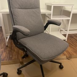 Office Chairs 