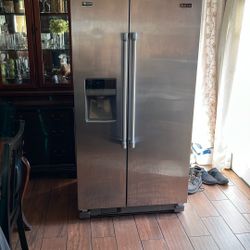 Maytag Refrigerator 