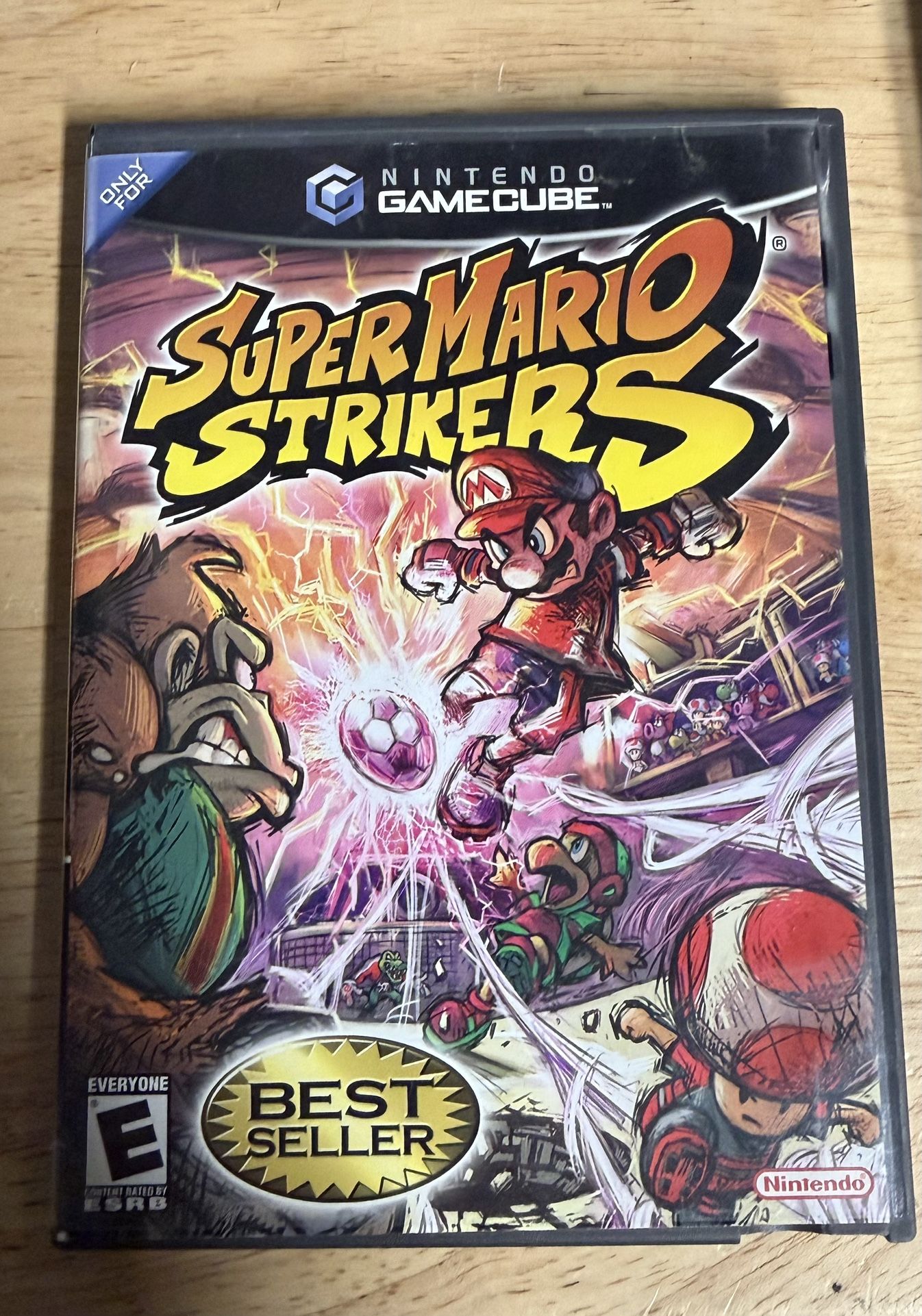 Nintendo GameCube Super Mario Strikers CIB