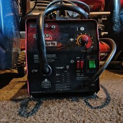 Lincoln Electric Handy MIG Welder K4084-1