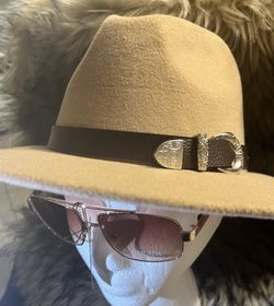 Fashion Hat & Eyewear  Set 