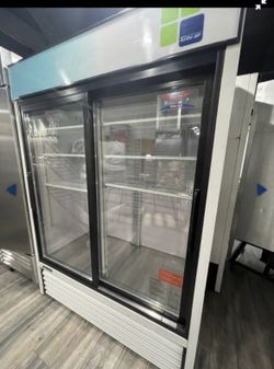 Commercial 2 Door Refrigerator 